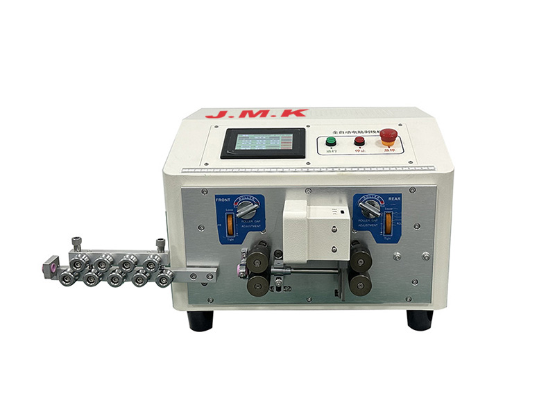 Automatic wire cutting and stripping large size wire 